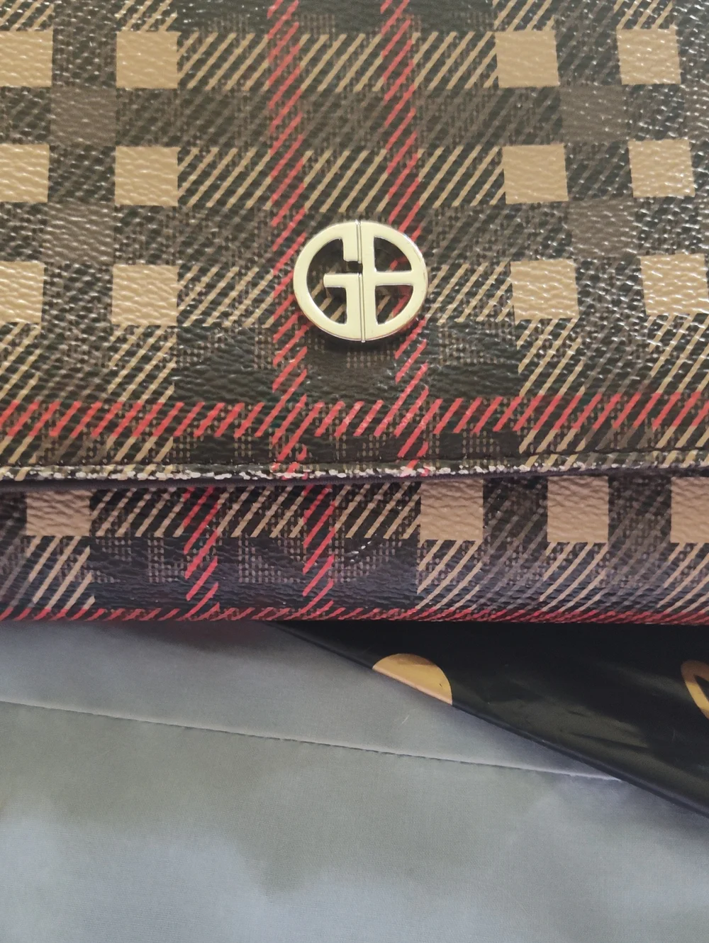 Giani Bernini stylish plaid